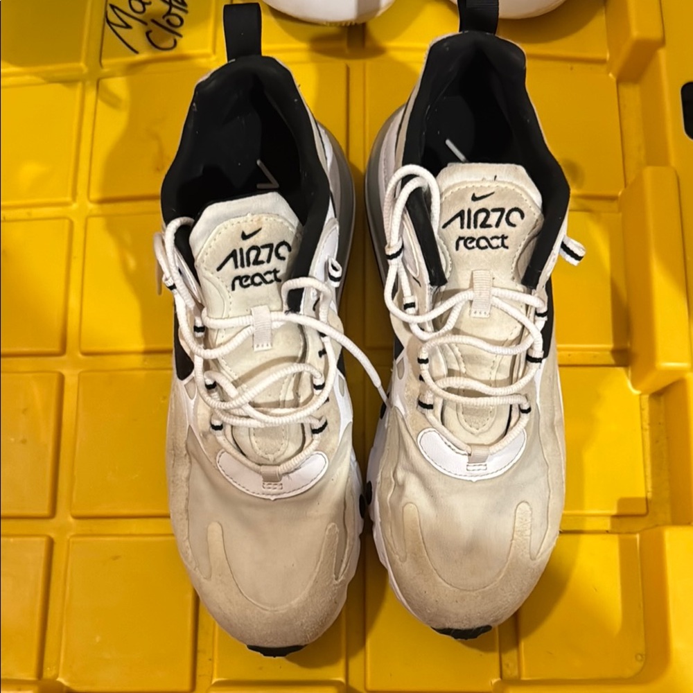 Nike Air Max 270 React Sneakers